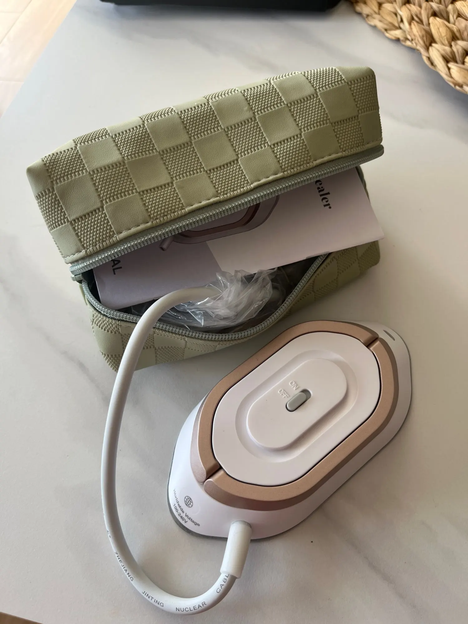 Portable Preheated Steam-Free Travel Mini Dry Iron photo review