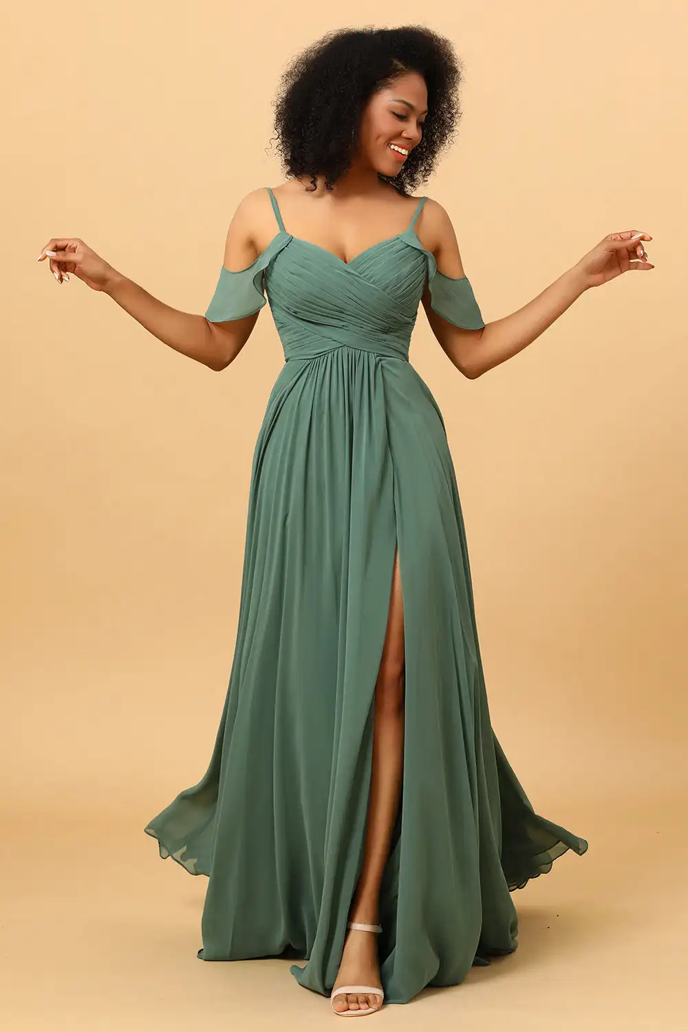 

A Line Off The Shoulder Long Chiffon Bridesmaid Dress With Slit Sleeveless Wedding Cocktail Dresses Floor-length Evening Gowns