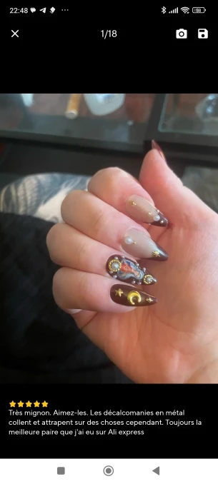 Red Baroque False Nails, customer photo