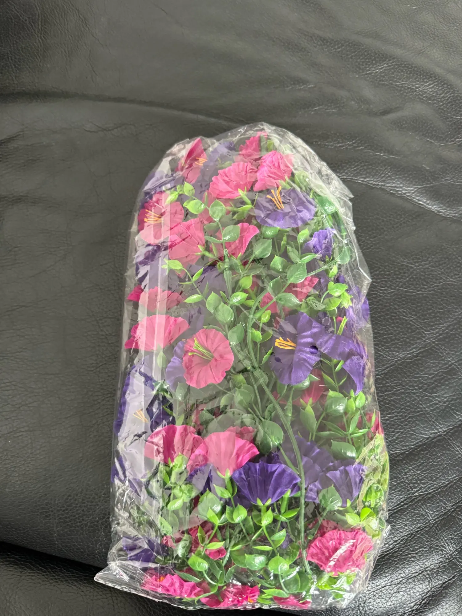 Artificial Flower New Artificial Hanging Flowers and Plants Easter Decoration 2025 UV-resistant and Realistic Room Decor Wedding photo review