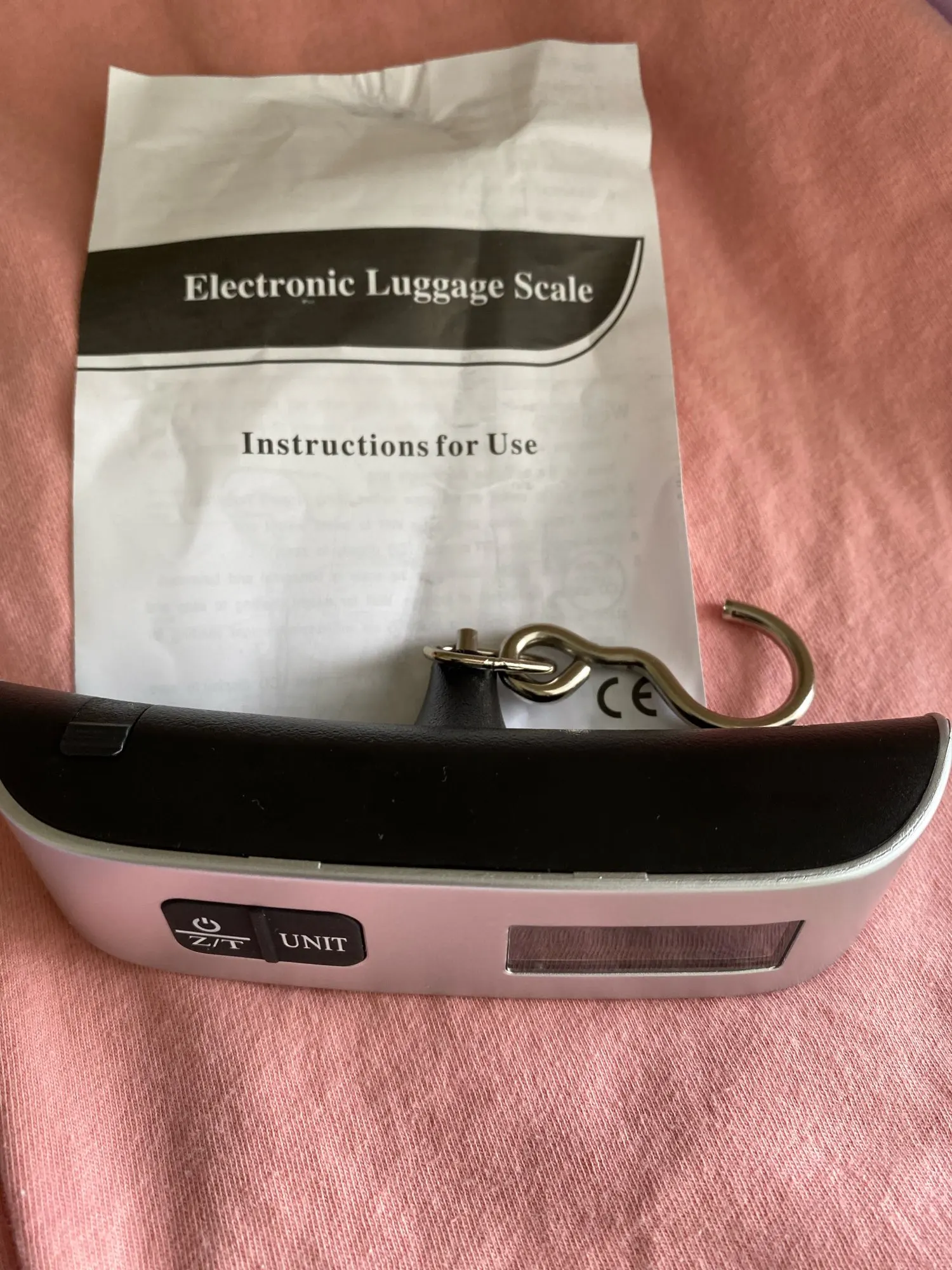 Balance électronique portable pour valise – Pèse-bagage numérique 50 kg / 110 lb avec écran LCD rétroéclairé photo review