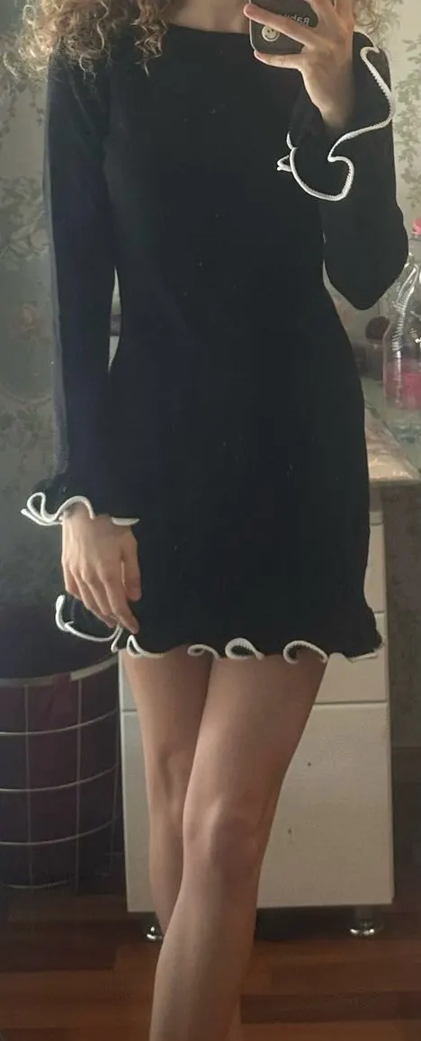 Chic Knitted Mini Dress with Unique Fungus Accents for Women photo review