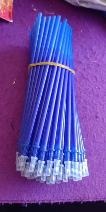 100 unids/set Kawaii recarga borrable bolígrafos borrables bolígrafo de Gel boceto escritura papelería para cuaderno útiles escolares lindo lápiz para niños photo review