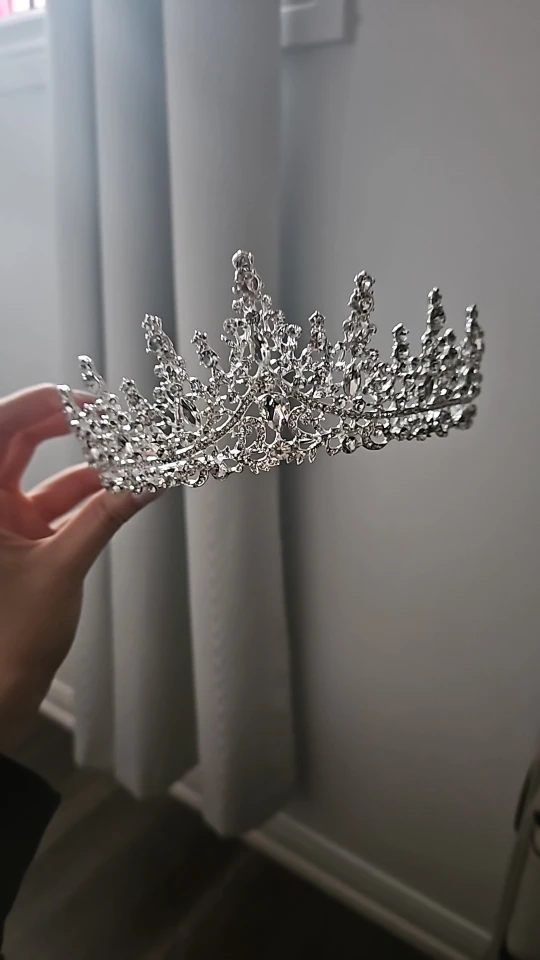 Diverse Silver Gold Color Crystal Crowns photo review