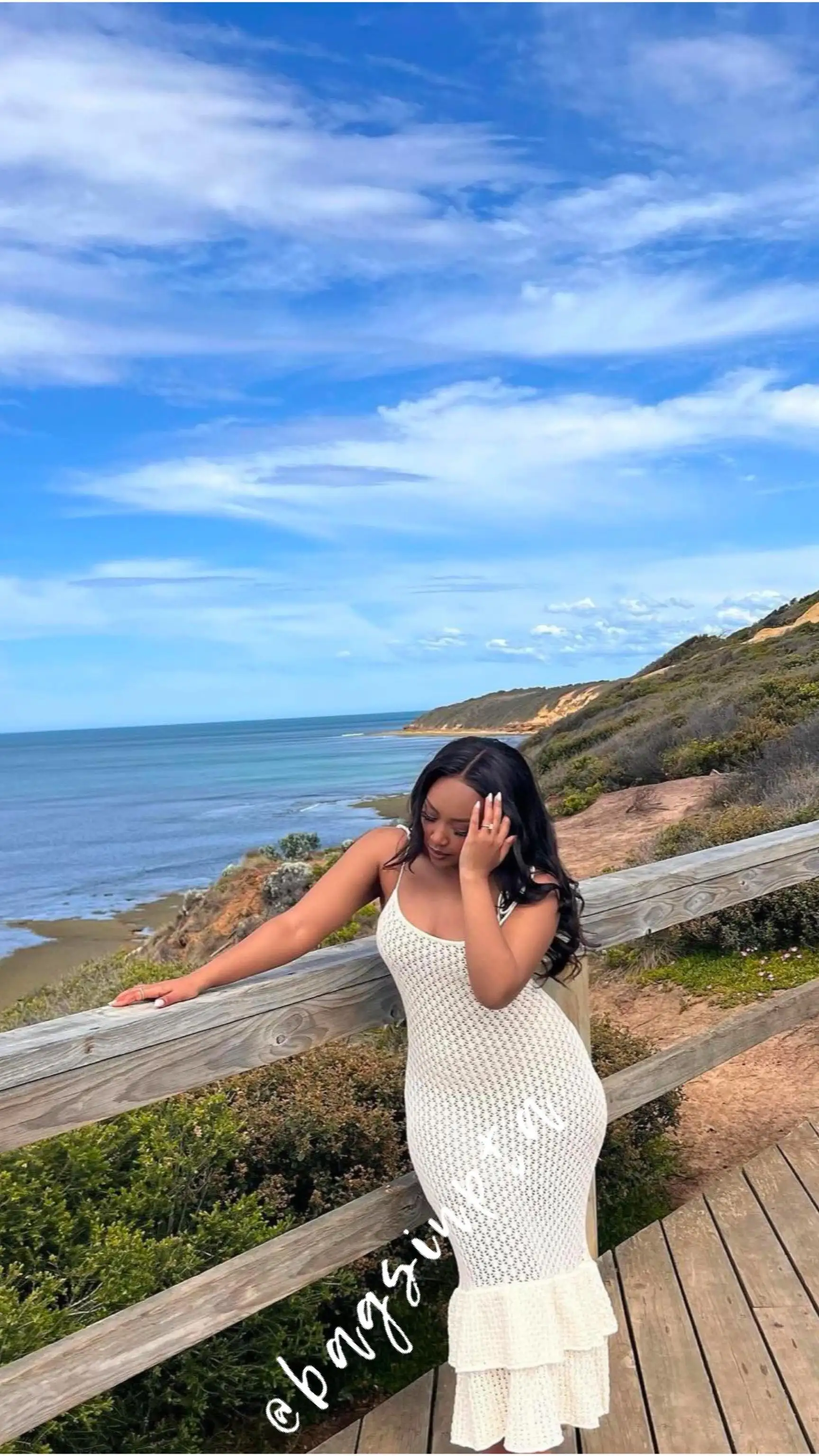 Navy Blue Backless Maxi Dress with Ruffled Elegance for Summer photo review