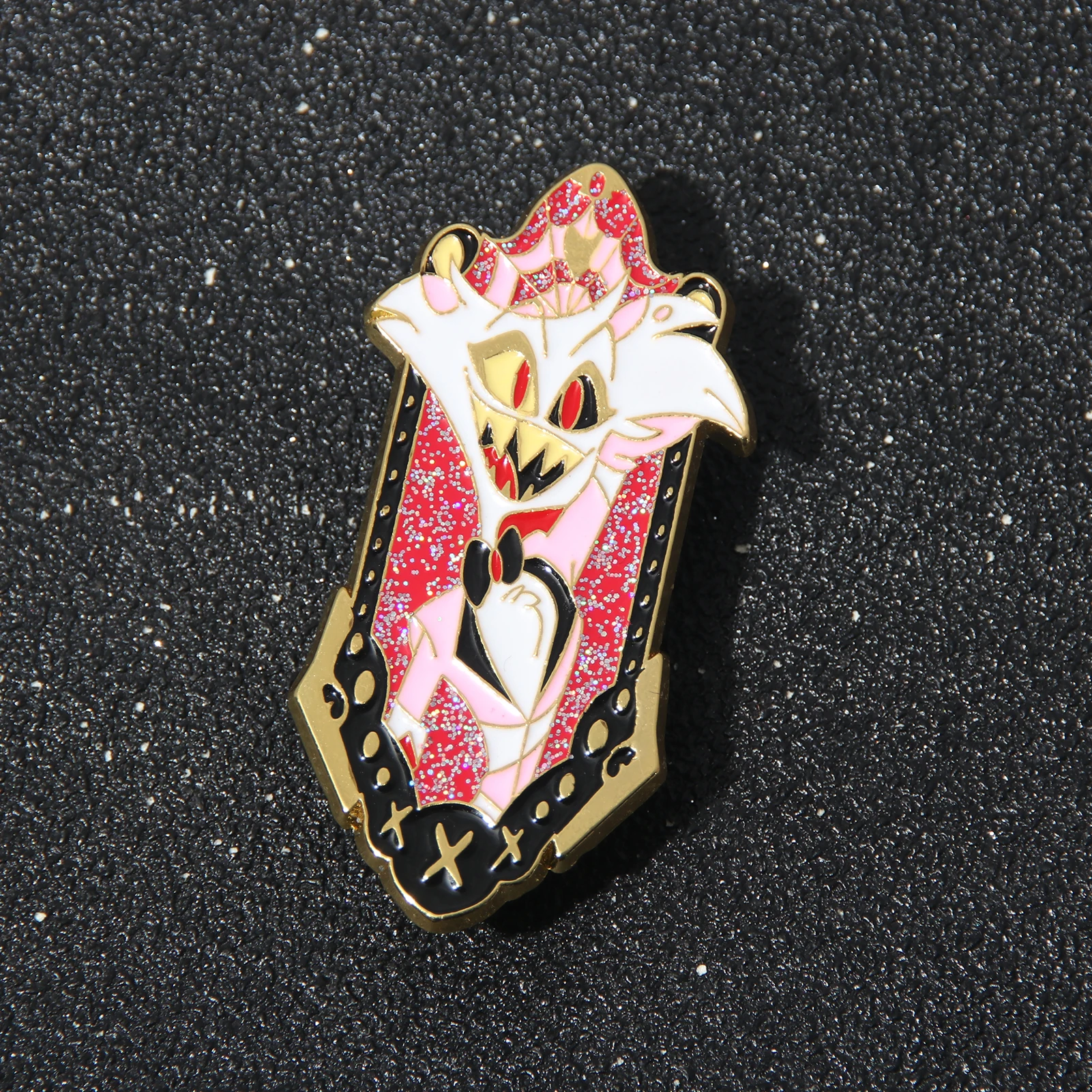 Hazbin & ホテルアニメピン漫画エンジェルダストエナメルバッジ