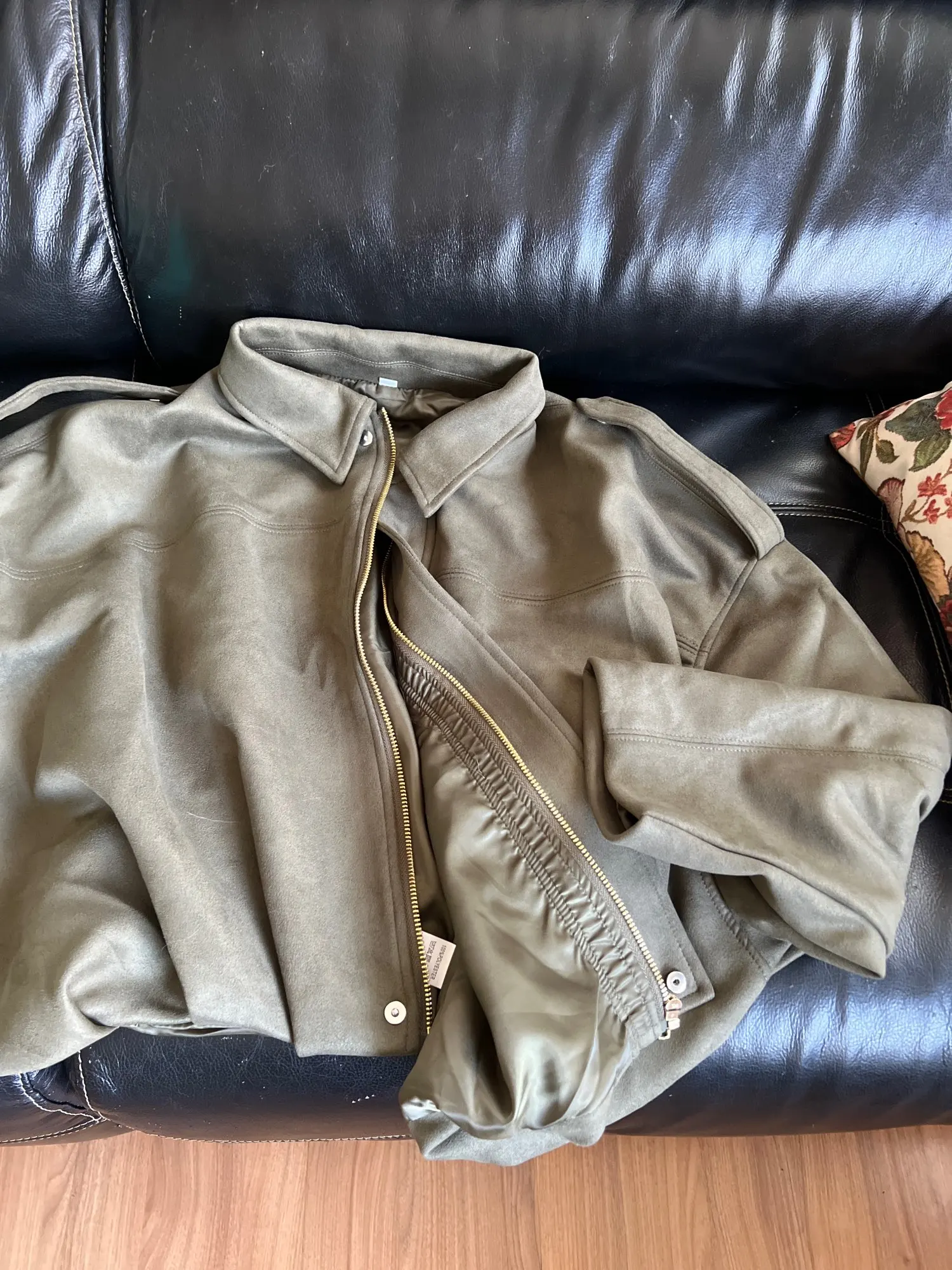 HXAO Women's Bomber Jacket Lapel Long Sleeve Zipper Suede Jacket Women 2025 High Street Cropped Racing Jackets Coats Outerwears photo review