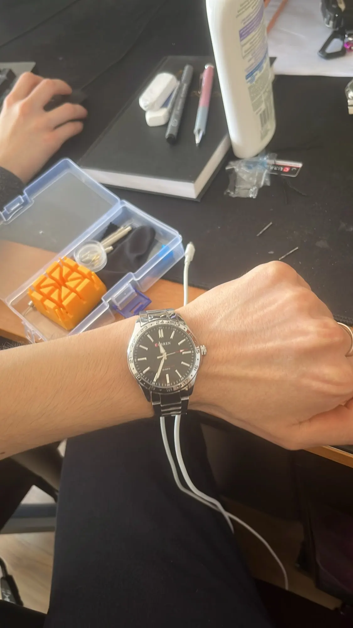 Curren 8452 relógio de quartzo masculino simples moda lazer relógio de negócios preto prateado pulseira de aço inoxidável relógio de pulso para masculino photo review