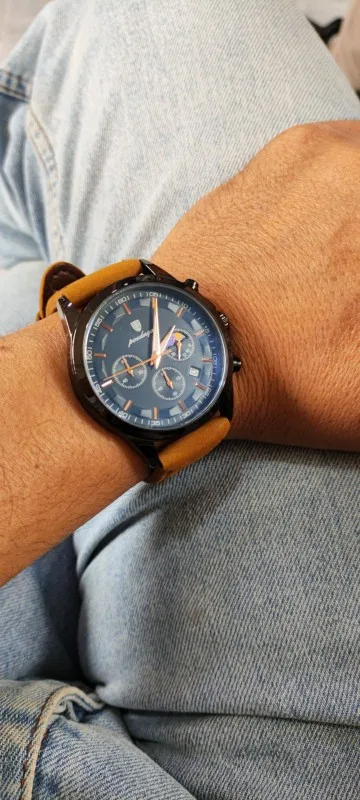 Luxury Sports Waterproof Quartz Watch photo review