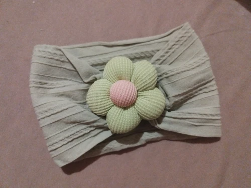 Cute Floral Nylon Baby Headband photo review