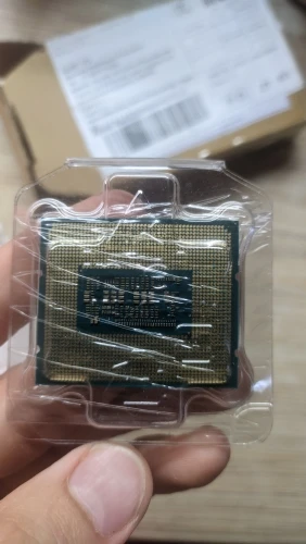 Intel Core i5-12600K NEW i5 12600K 3.4 GHz Ten-Core Sixteen-Thread CPU Processor 10NM L3=20M 125W LGA 1700 photo review