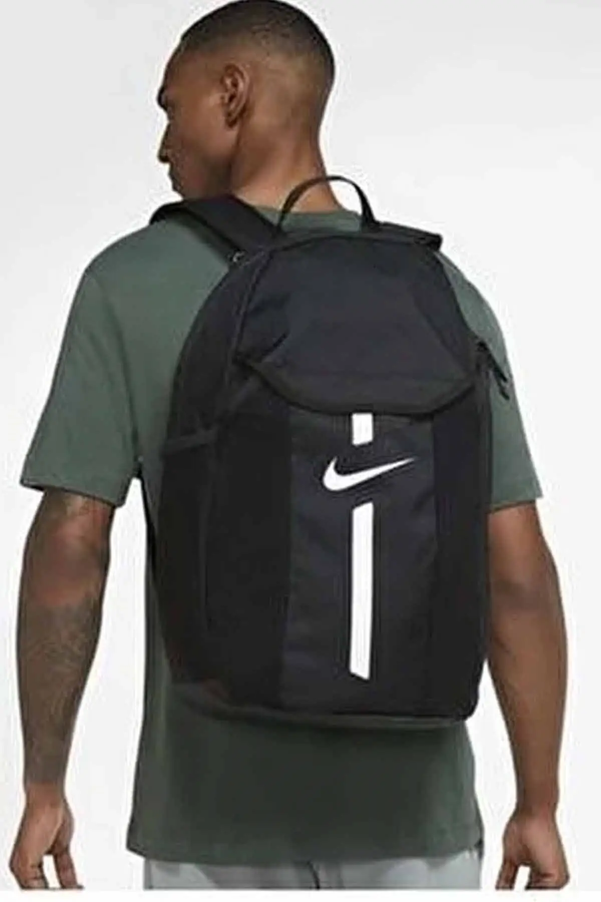 Рисунок 3 - Рюкзак Nike Рюкзак и школьная сумка