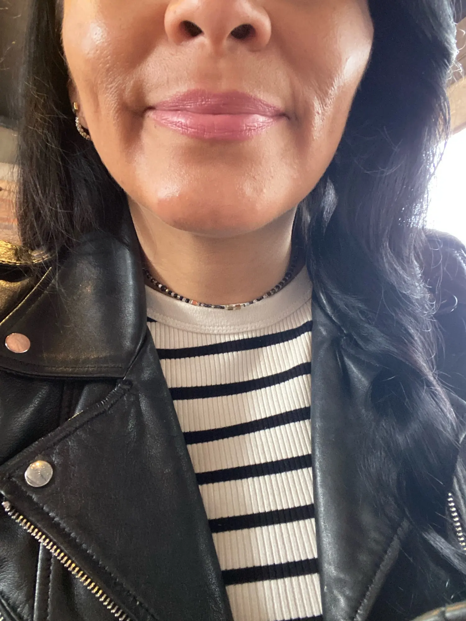 Matte Lipstick Pencil with Waterproof and Non-Stick Technology photo review