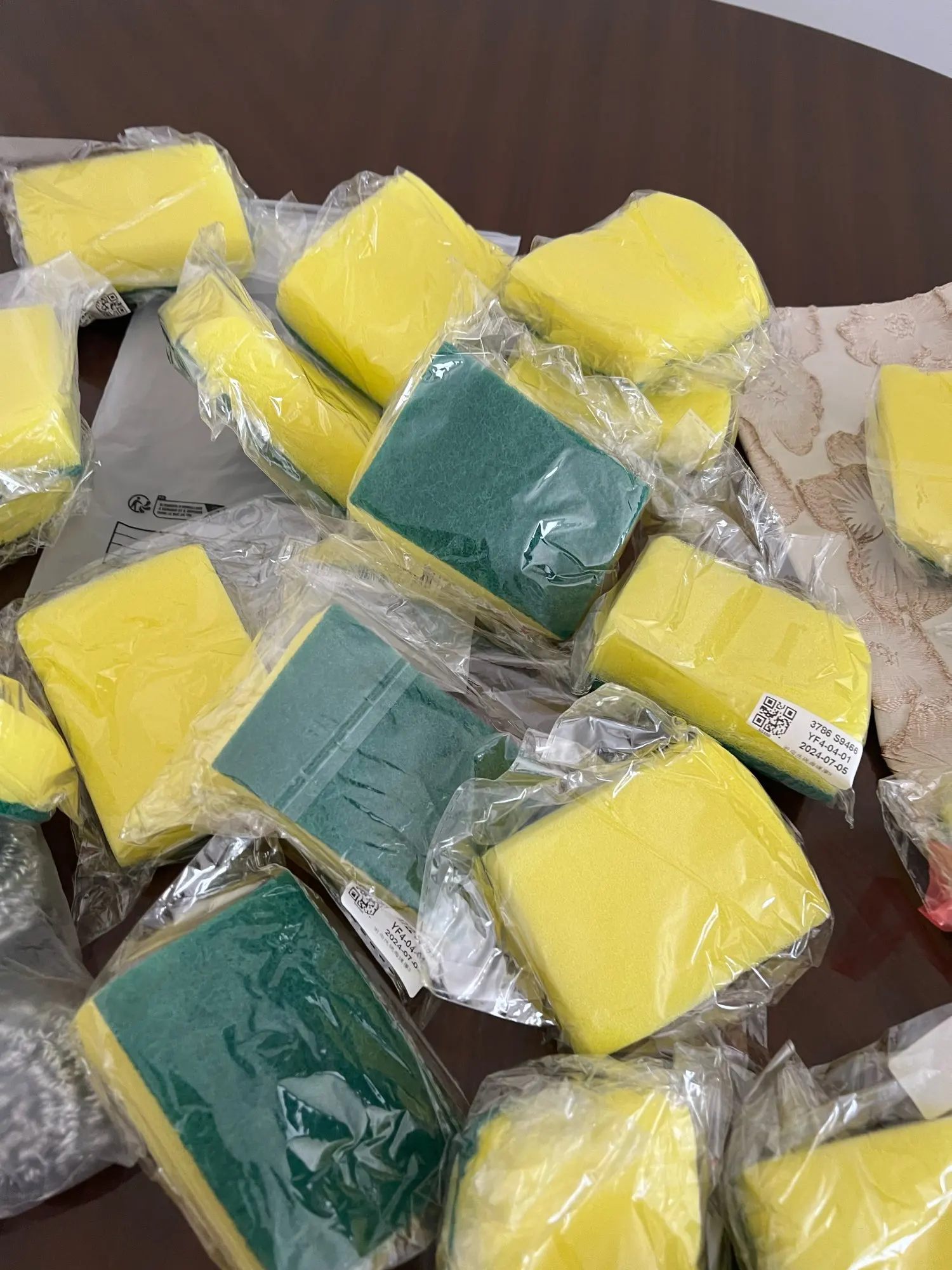 24pcs, Multifunctional Cleaning Sponge, Double-Sided Scouring Pad for Household Cleaning, Dish Sponge, Premium Kitchen Sponge, Durable, Scratch-Free Sponge Wipe, Super Absorbent, Cleaning Products, Cleaning Tool, School Ready photo review
