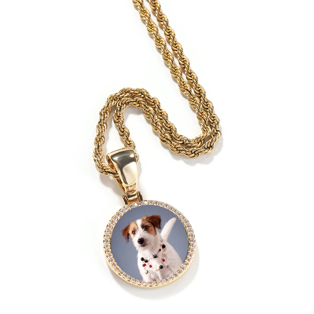 Рисунок 3 - Кулон маленького размера BLING KING с круглым рисунком