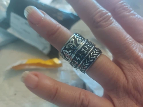 Anéis Celtic Knots viking  em aço inoxidável photo review