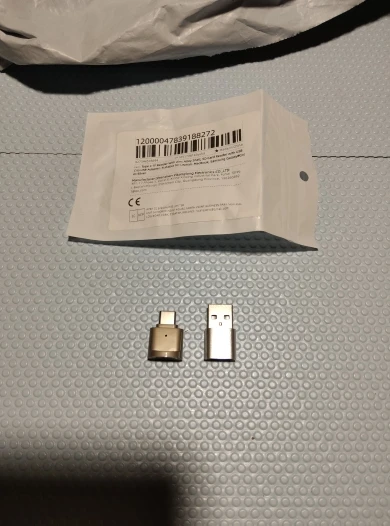 USB-C TF Card Reader with Zinc Alloy Case & USB Adapter photo review