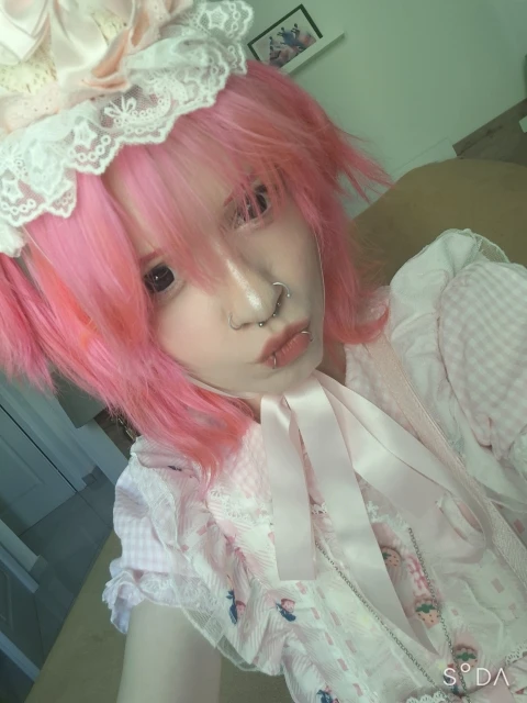 Ruffled Cake Hairpin - Sweet Lolita Aesthetic photo review