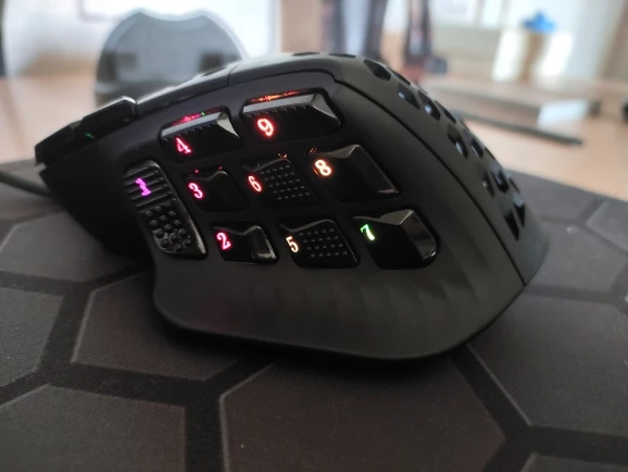 SOLAKAKA SM809 Wired RGB Gaming Mouse 22800 DPI MMO photo review
