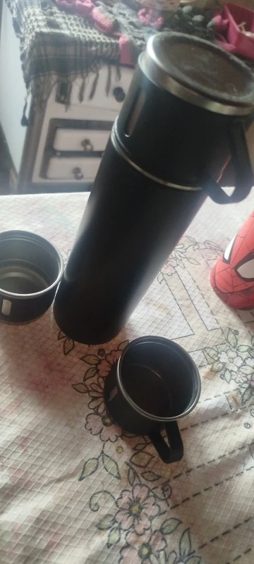 Kit Garrafa Térmica Conjunto Frasco A Vácuo 500ml Com 3 Xícaras photo review