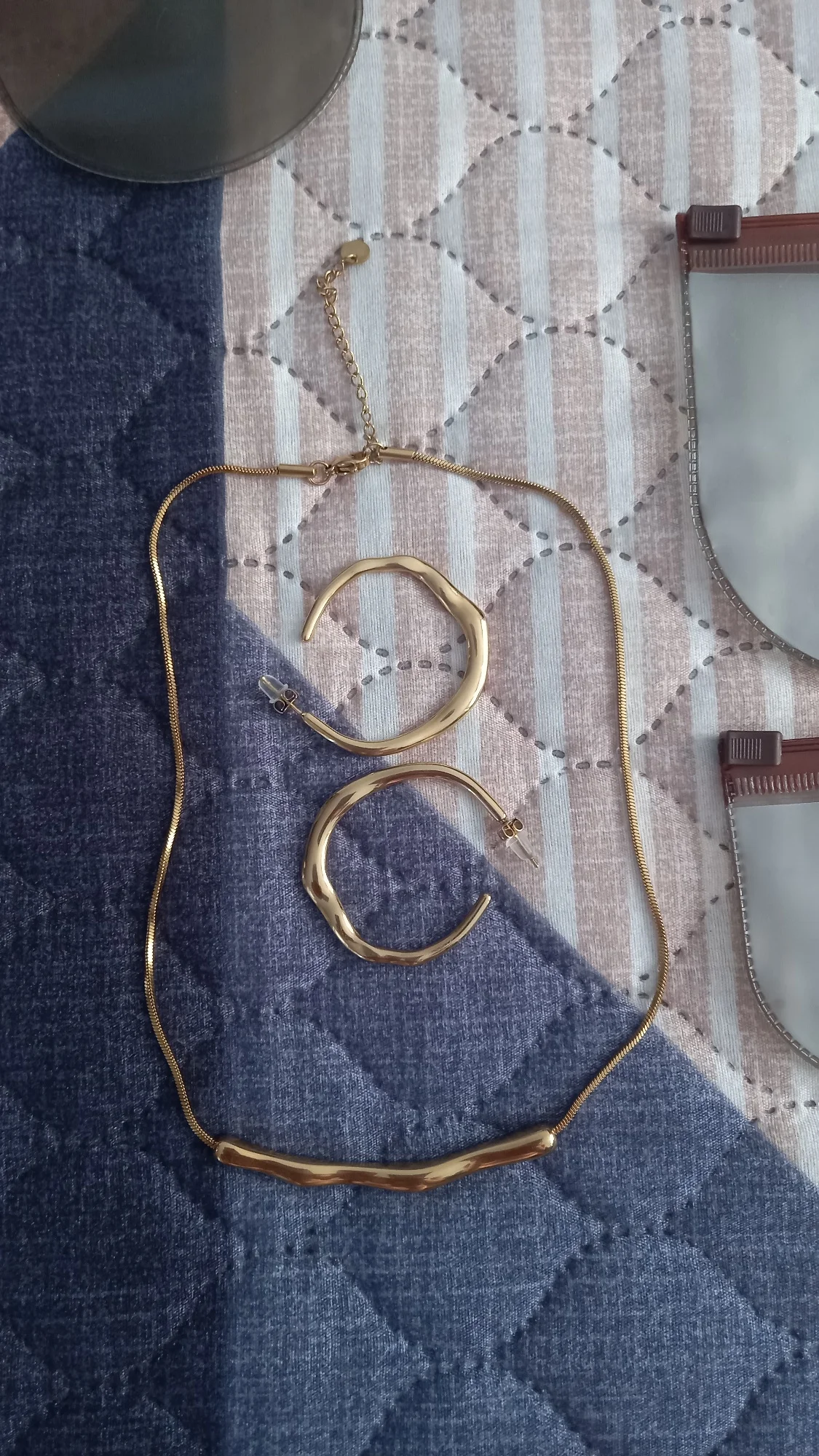 Radiant Curve - Gold Plated Necklace