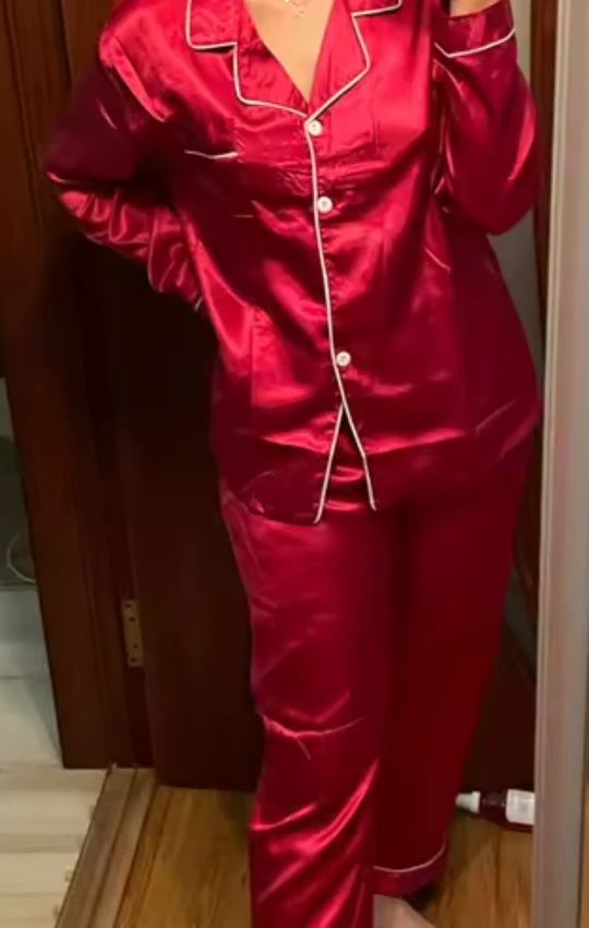 Plus Size Luxurious Silk Pajamas for All Seasons Comfort photo review