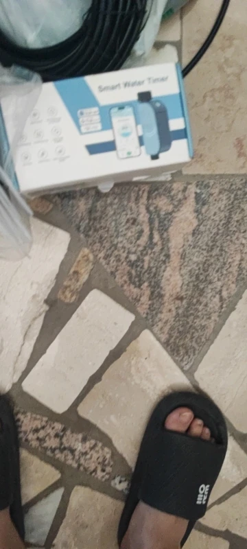 Smart WIFI Garden Watering Timer Tuya Automatic Sprinkler Remote Drip Irrigation System Outdoor Water Controller Valve Goole Hom photo review