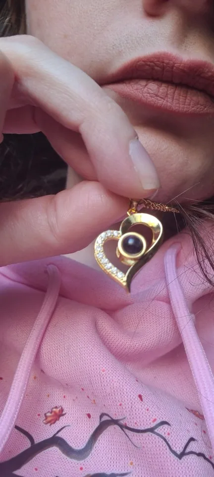 Romantic Elegance: Heart Necklace Expressing 'I Love You' in 100 Languages photo review