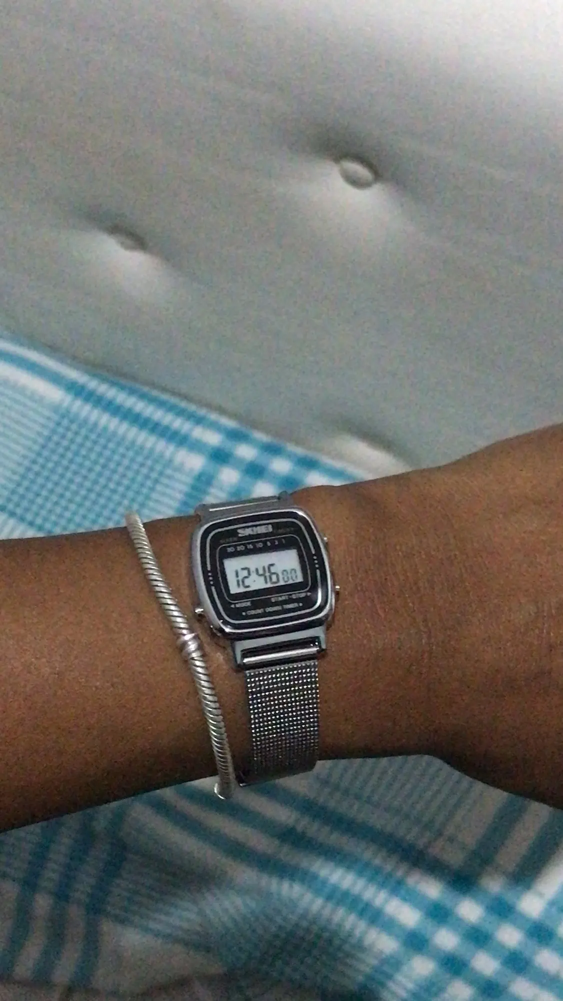 SKMEI Luxury Women Watches 3Bar Waterproof Ladies Wristwatch Fashion Small Dial Digital Chrono Calendar Watch Montre femme 1901 photo review