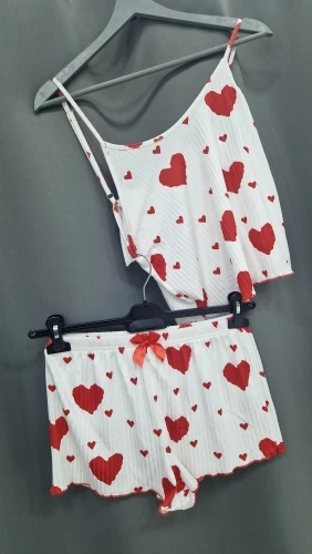 Chic Women's 2-Piece Pajamas Set for Summer Comfort photo review