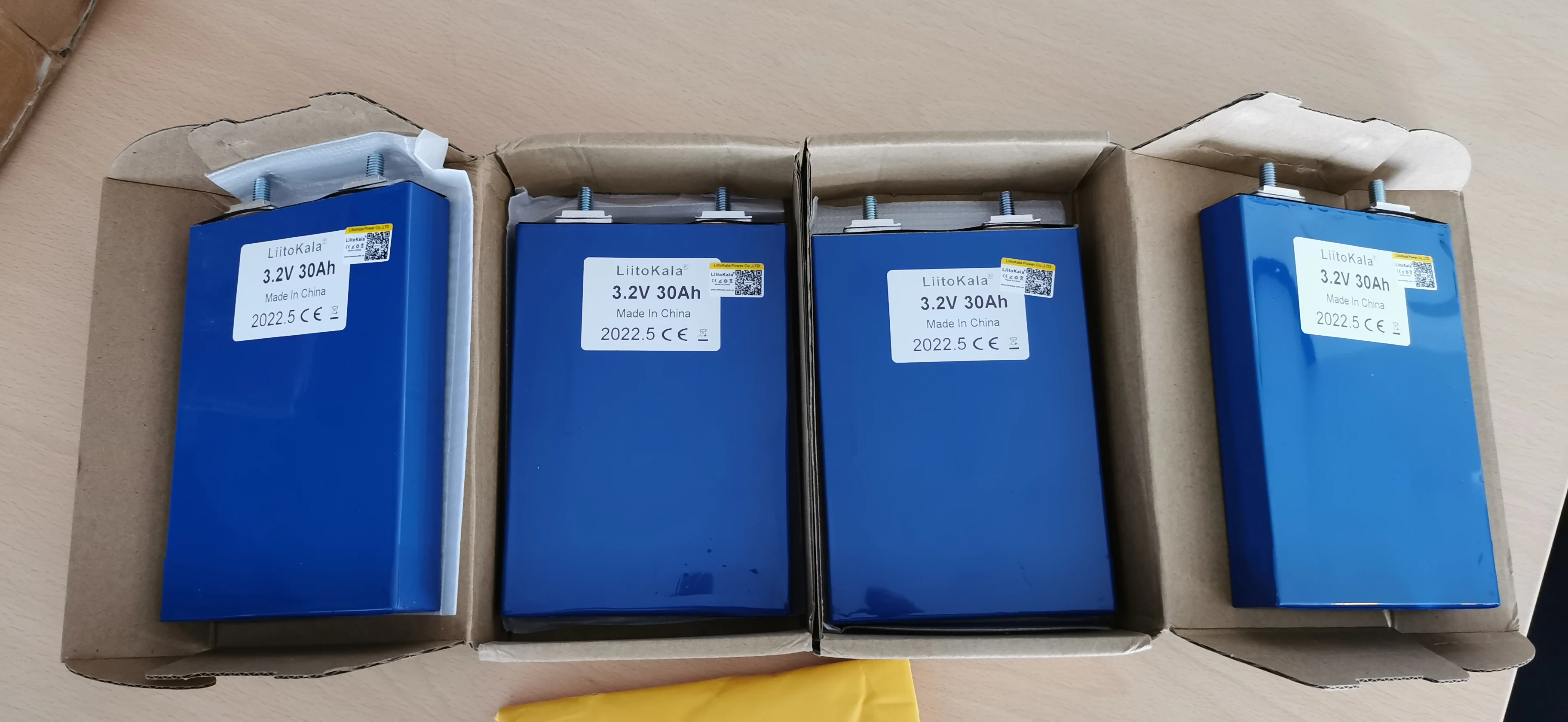 Liitokala lifepo4. Lifepo4 32700 зарядка. Lifepo4 аккумулятор 26700. Аккумулятор 3,2v 6ah lifepo4 32700. Аккумулятор 3,2v 6ah lifepo4 32700.