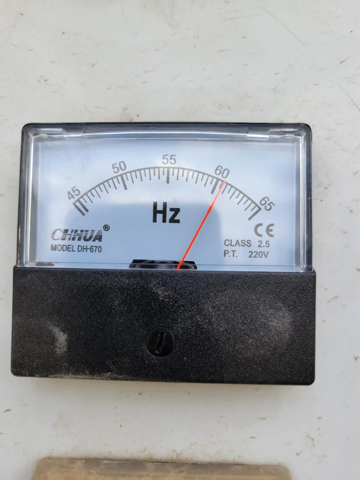 DH-670 포인터 아날로그 DC 전압계 0-500V 헤르츠 미터 45-65HZ