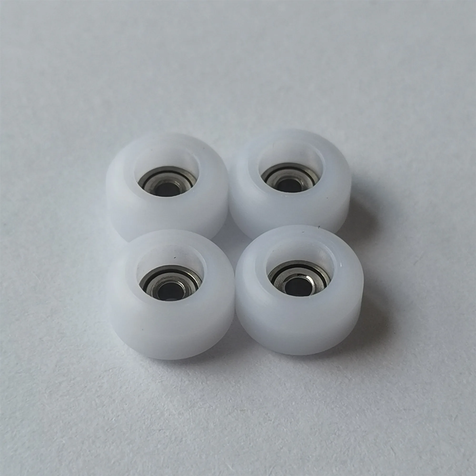 CNC Fingerboard Wheels with High Speed Bearing finger skateboard toys fingerboard set