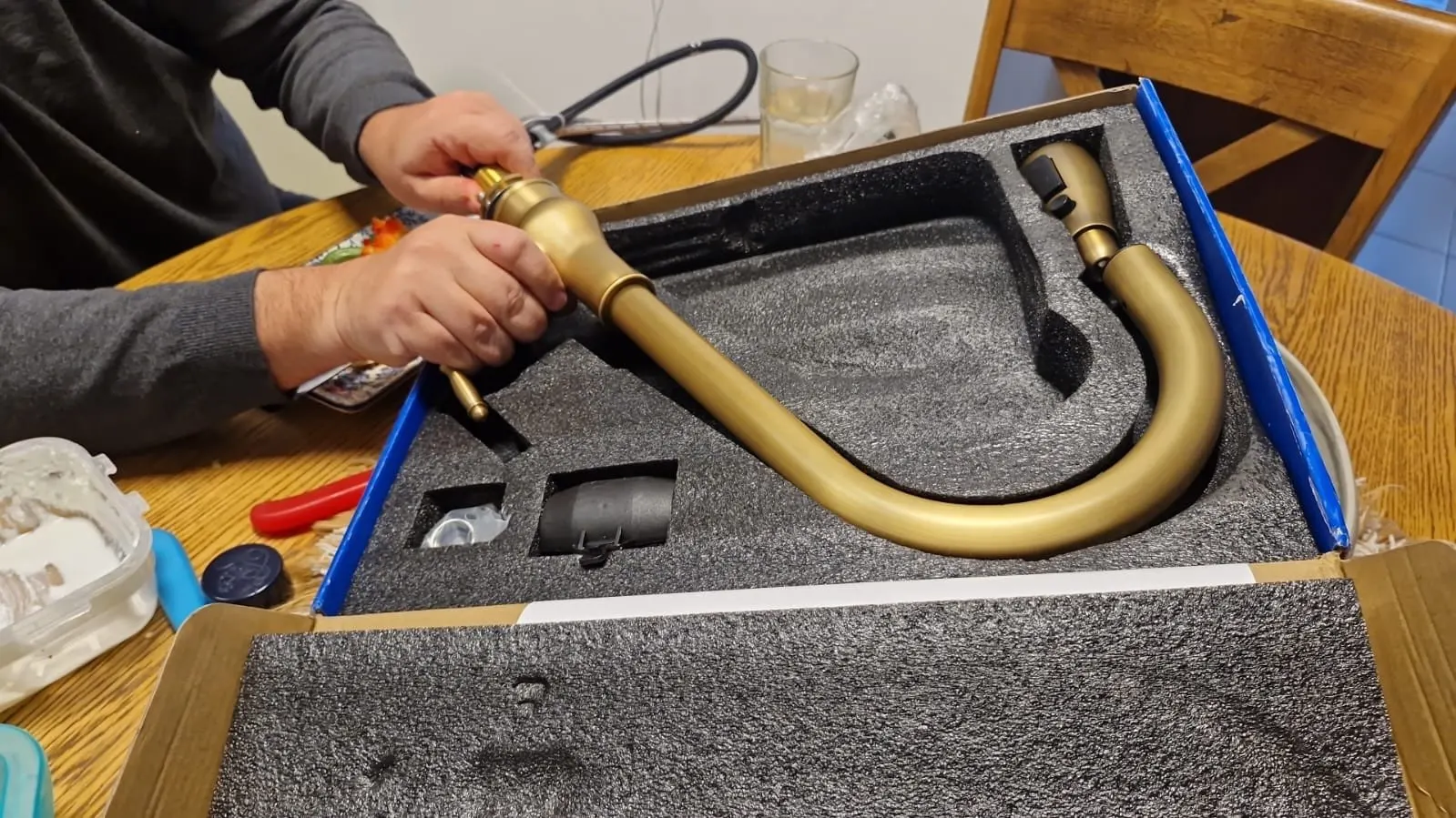 Antique Bronze Pull Out Kitchen Faucet with Sprayer photo review