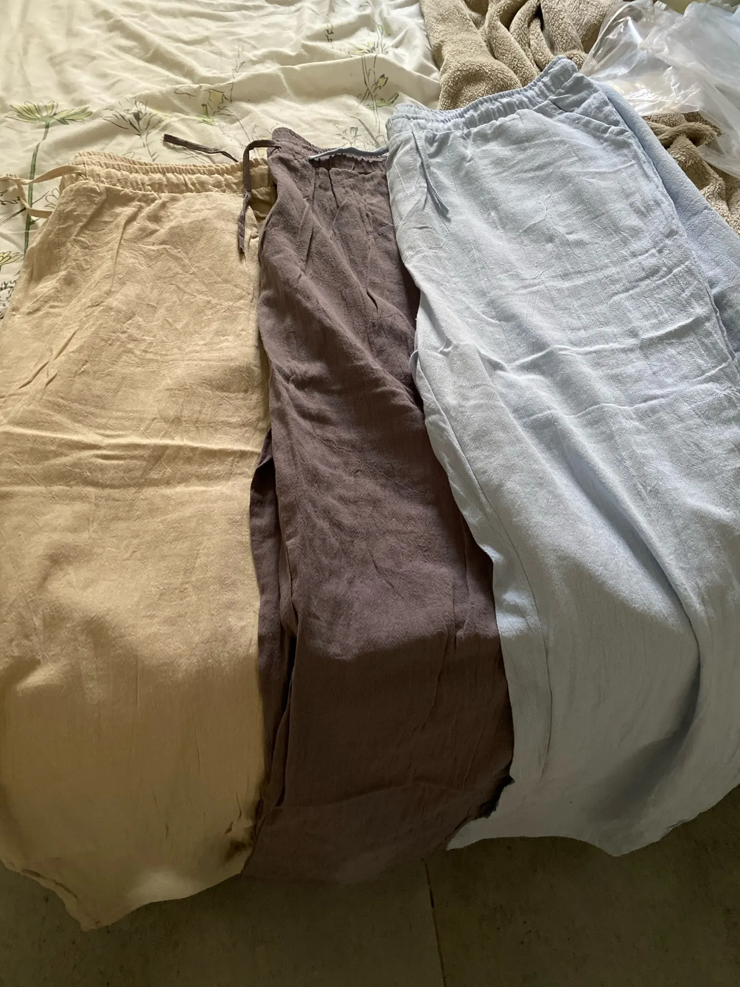 Breathable Cotton-Linen Drawstring Pants for Women - Casual Comfort photo review