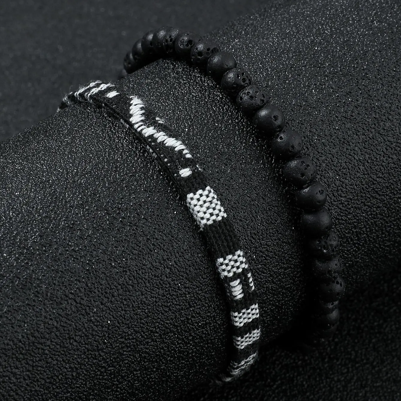 2 Bohemian Surfer Hand-Woven Summer Beach Bracelet Set Adjustable Waterproof Holiday Gift For Men And Women