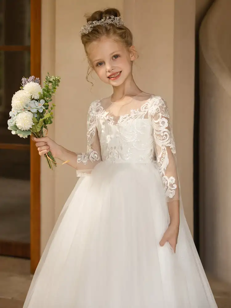 

Three Quarter Flower Girl Dresses for Wedding Puffy Tulle Princess Pageant Dress with Bow-Knot Lace Applique Formal Ball Gonws