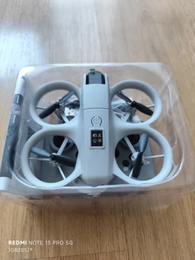 New H135 Mini Drone WIFI FPV Hover Professional 4K Camera Pocket Coloful Lights Dron Rc Plane Foldable Quadcopter RC Toys Gifts photo review