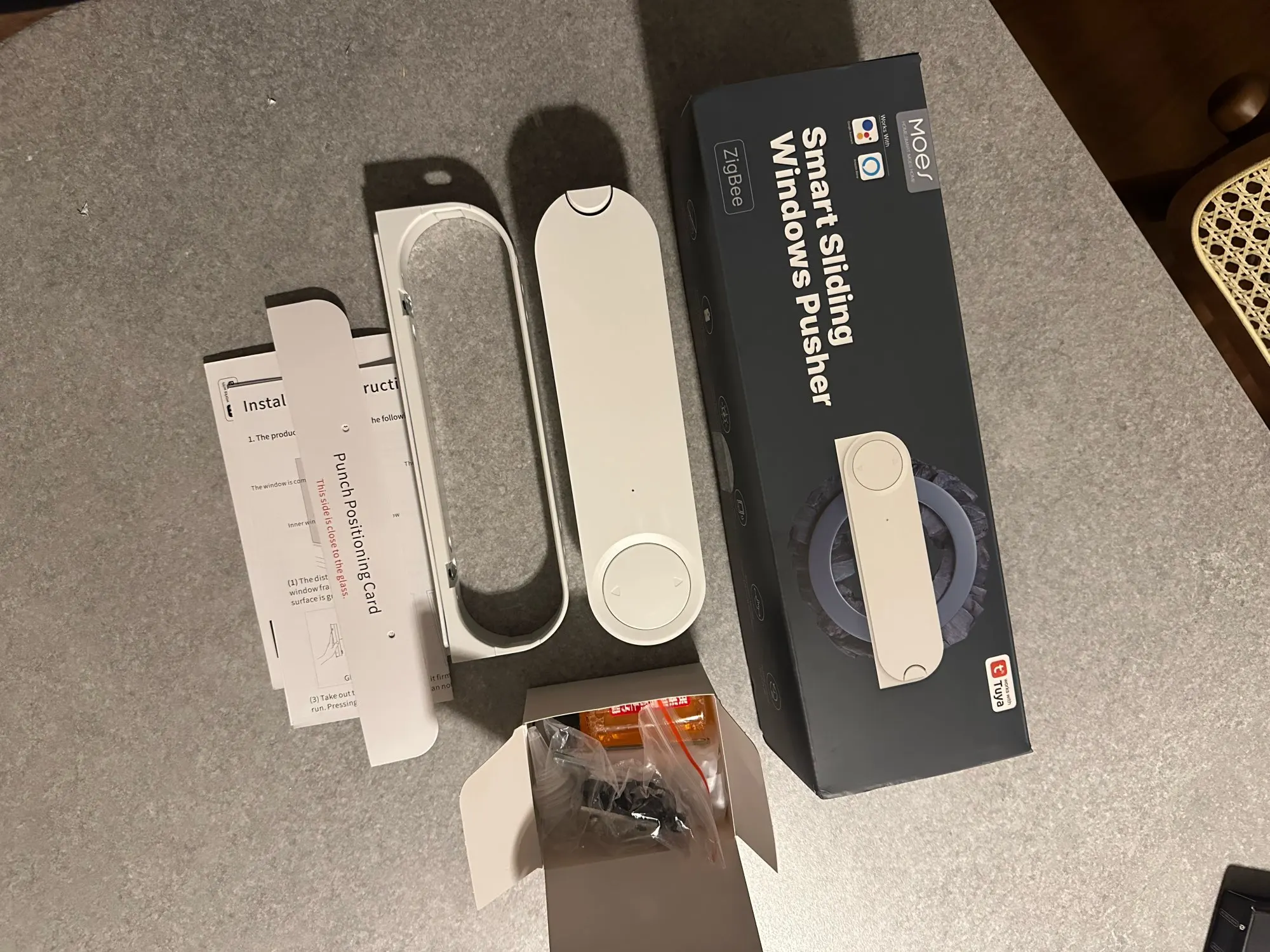 MOES Tuya ZigBee Smart Sliding Window Pusher Automatic Opener Closer Solar Charging App Remote Control Support Alexa Google Home photo review