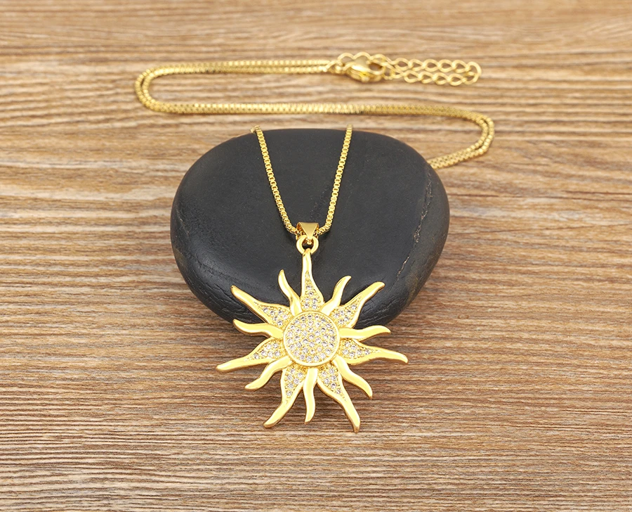 AIBEF Light Of Star And Moon Sun Shape Pendant Women Necklace Copper Zircon Western European Style Jewelry Popular Romantic Gift