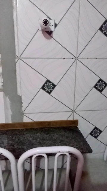 Câmera de Segurança Visão 360 com Wifi e Encaixe de Lampada Bocal photo review