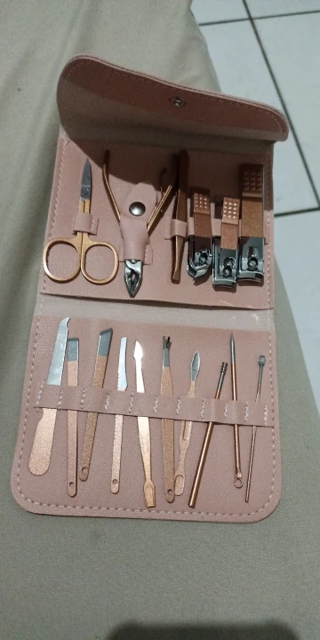 Kit c/ 16 Pçs Cortador De Unhas Conjunto De Ferramentas Em Aço Inoxidável Com Bolsa Dobrável - Neverdie Store photo review