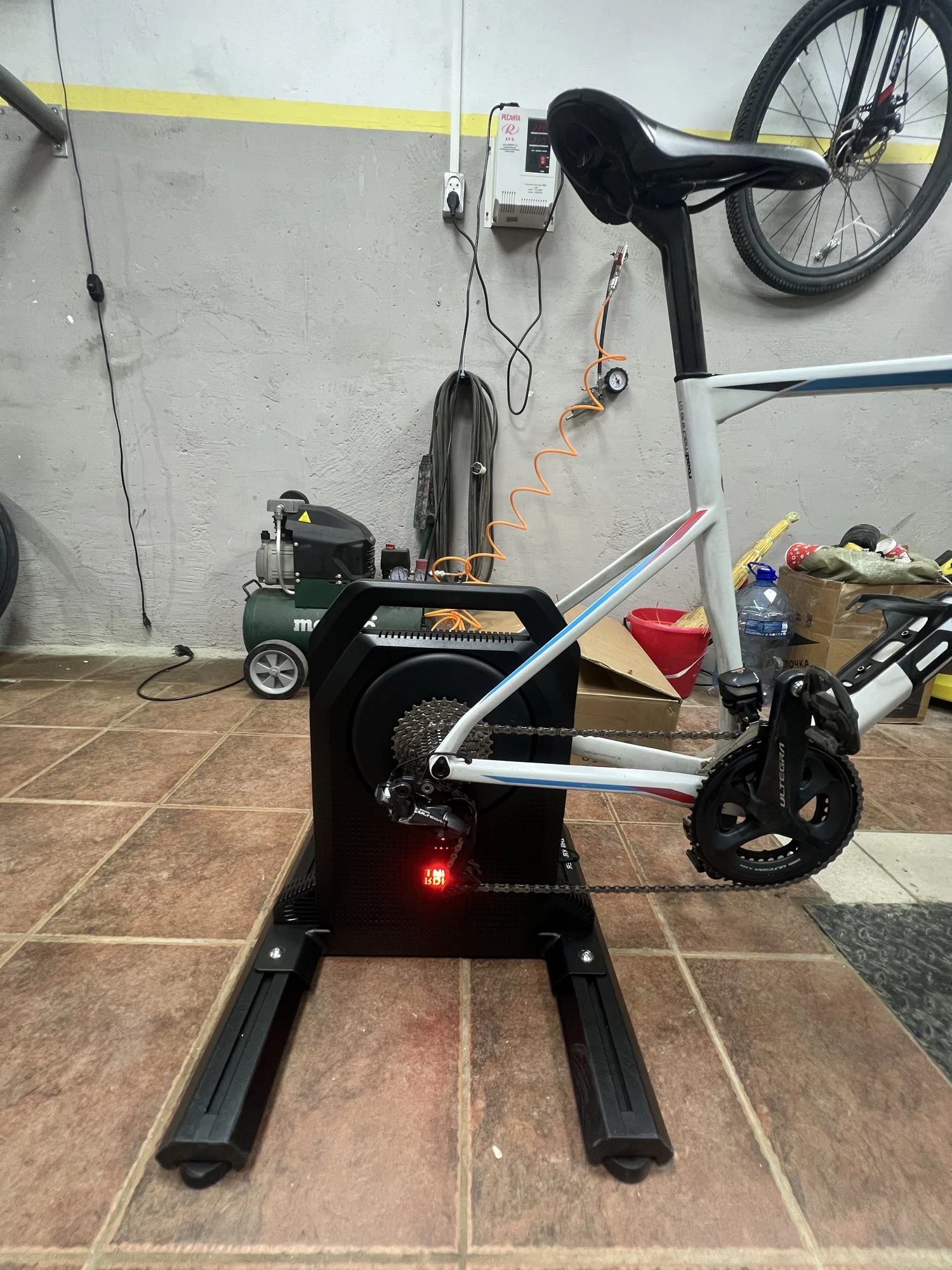 ThinkRider XXPRO ダイレクトドライブ スマート バイク トレーナー