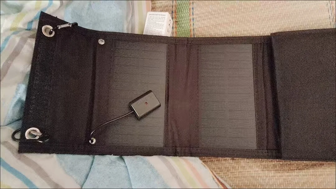 1000W Foldable Solar Panel USB Type C Mobile Phone Charging Waterproof Outdoor PC Hiking Camping Portable Battery Bank Charging photo review
