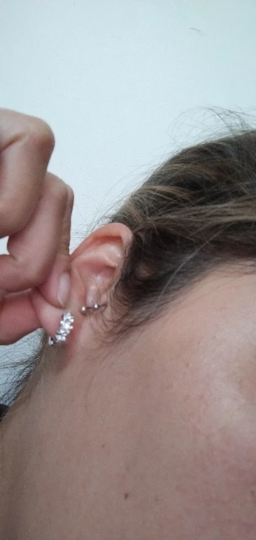 Pendientes de aguja de Plata de Ley 925 para mujer, joyería de alta calidad a la moda para boda, flor de circón de cristal, perno bonito photo review