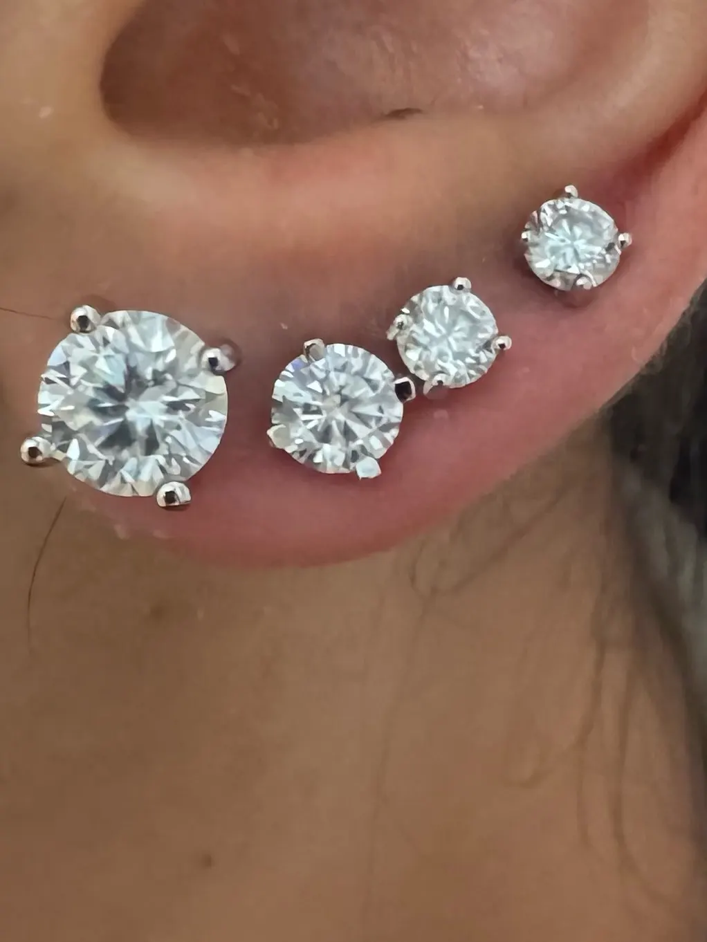 Moissanite Ear Stud Earrings photo review