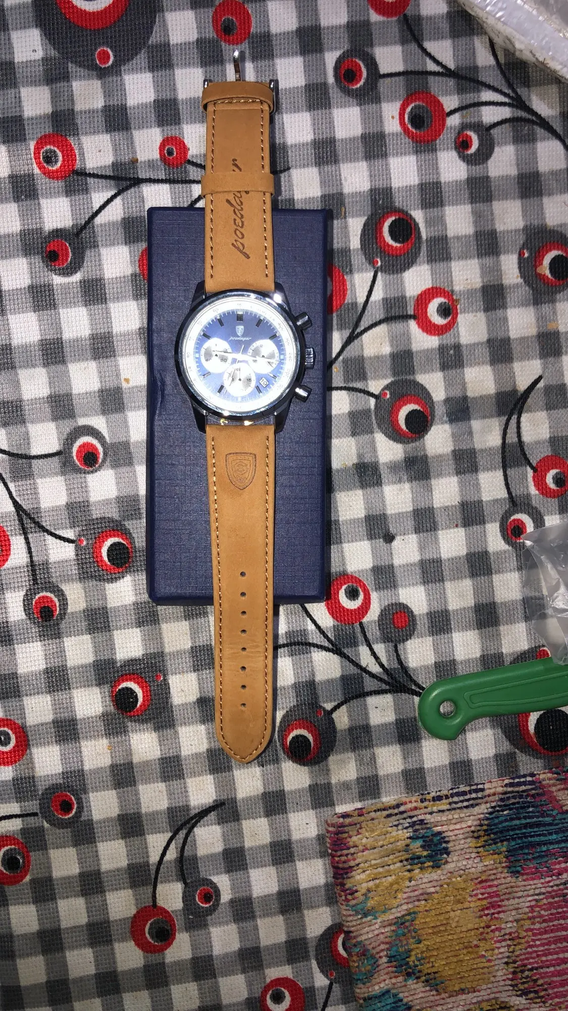 POEDAGAR Luxury Man Watch Waterproof Chronograph Luminous Quartz Leather Sports Watch photo review