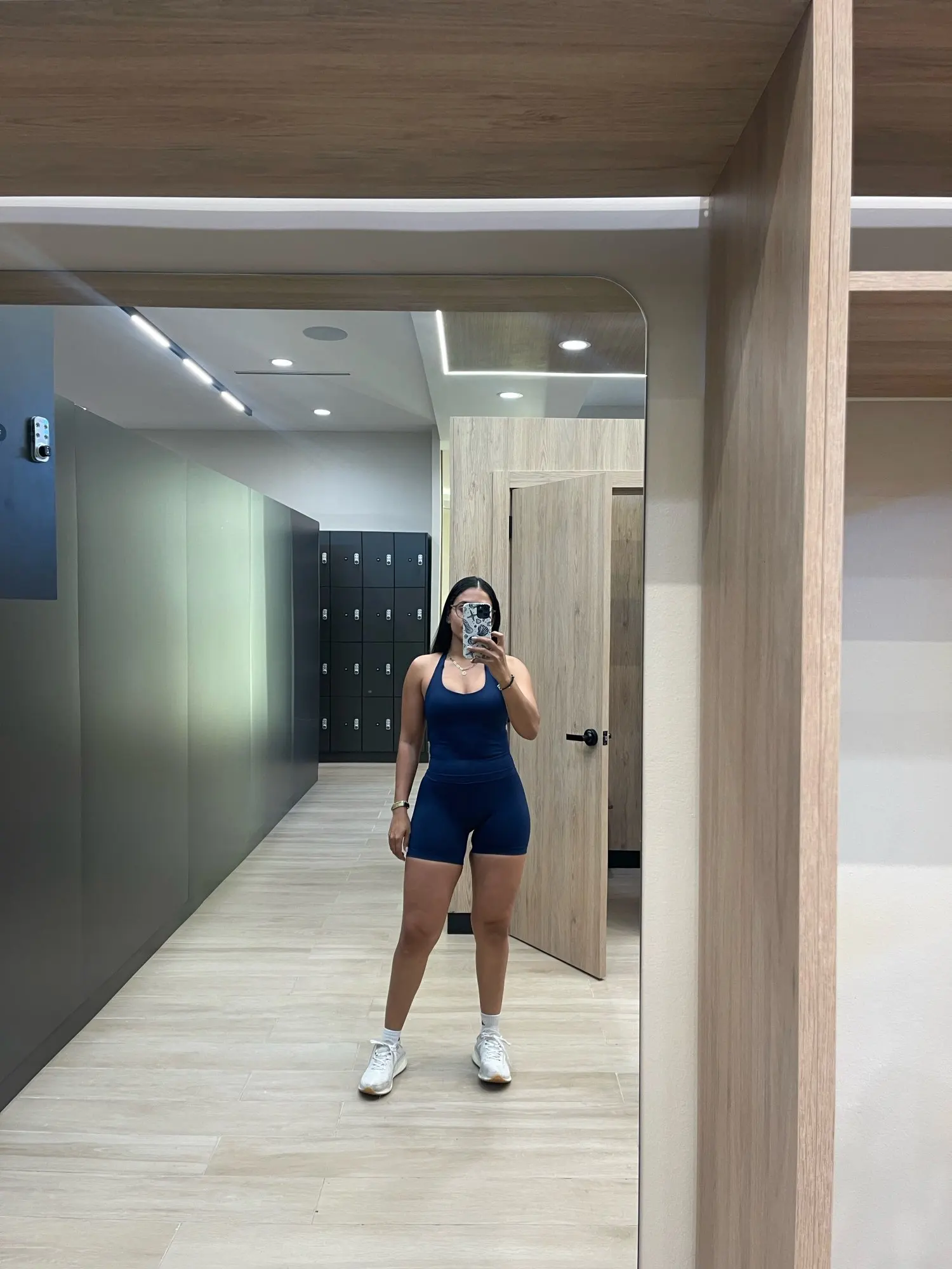 2 Pcs HISTELLO Halter Top Strappy Bra Shorts Set Women Yoga Workout Clothes Seamless Vest Hip-Lifting Sports Leggings Gym Suit photo review