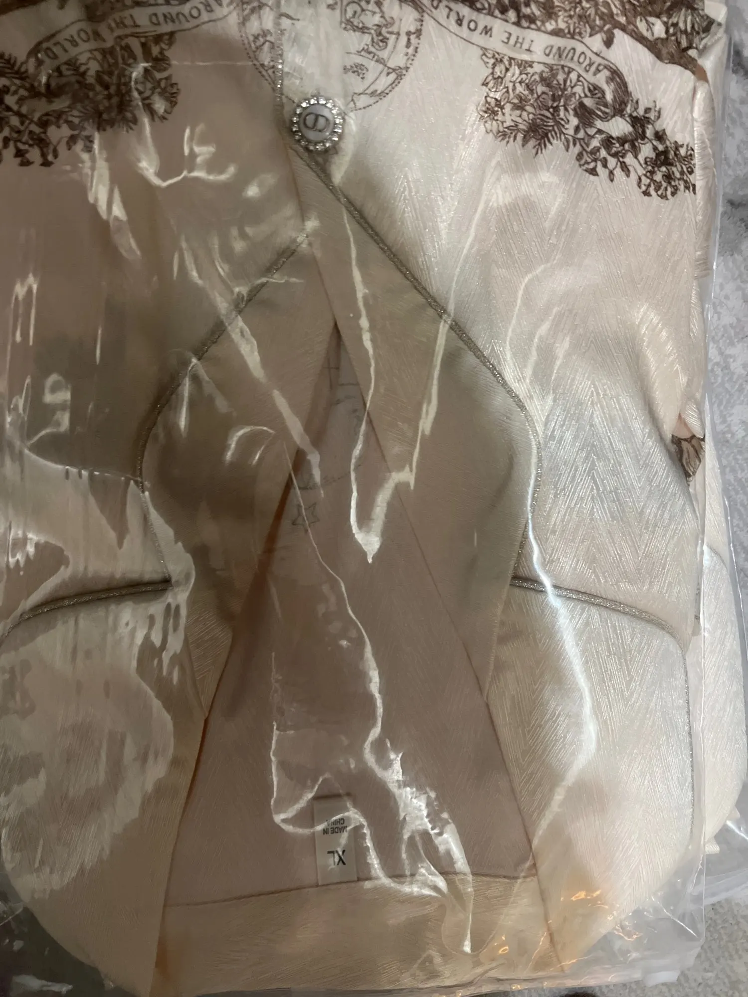 2024 Women's Luxury Butterfly Print Ice Silk Pajama Set photo review