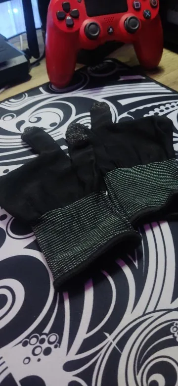 2pcs Finger Thumb Sleeve Gloves For Gamer Non-scratch Portable Mobile Gaming Gloves Gaming Accessories Comfortable Sweat Proof photo review